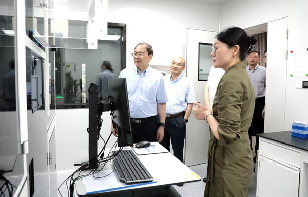 中科院前沿局局长苏刚一行调研上海有机所----中国科学院上海分院